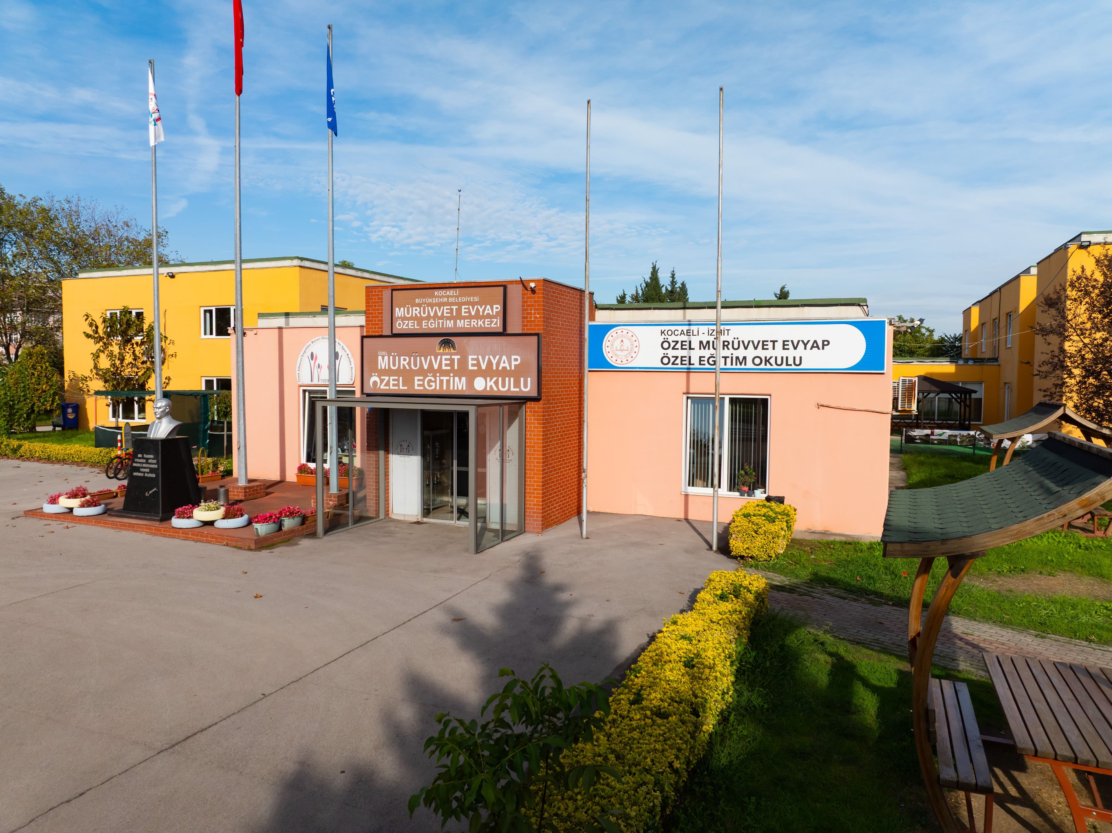 Mürüvvet Evyap Özel Eğitim Okulu